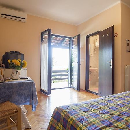 Guest House Nada 392 Pula Ngoại thất bức ảnh