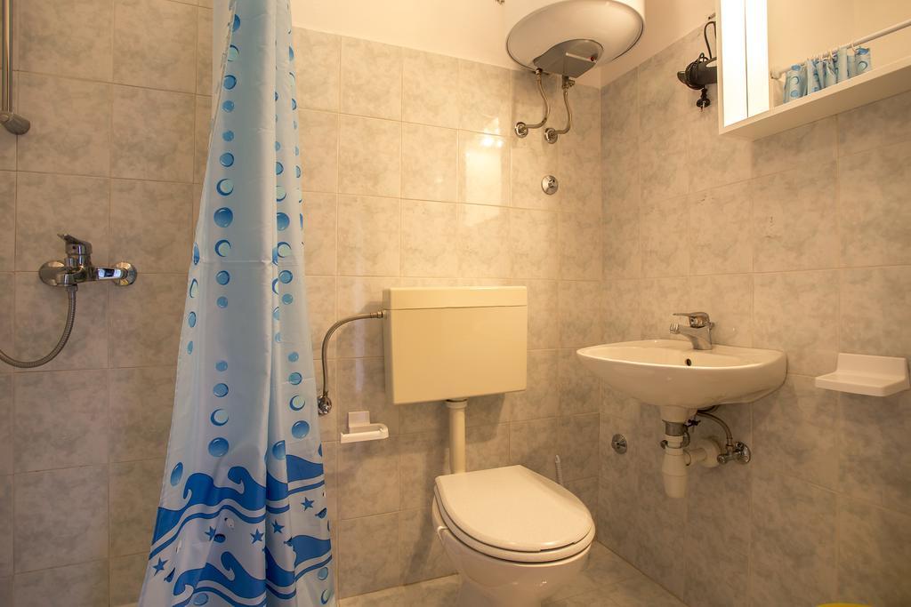 Guest House Nada 392 Pula Ngoại thất bức ảnh