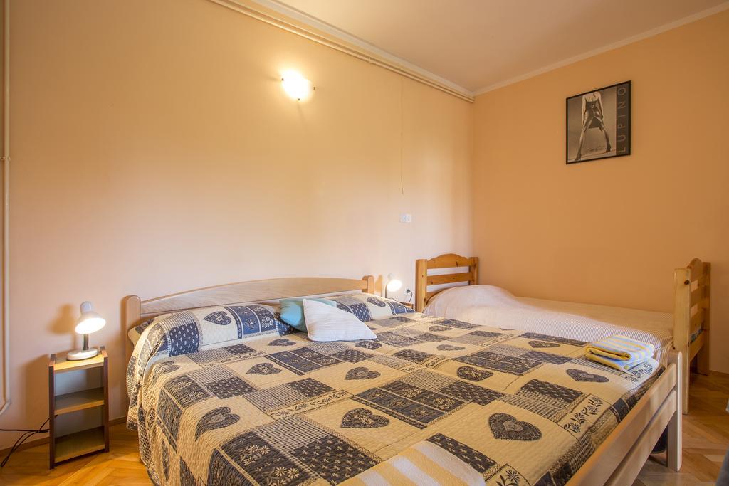 Guest House Nada 392 Pula Ngoại thất bức ảnh